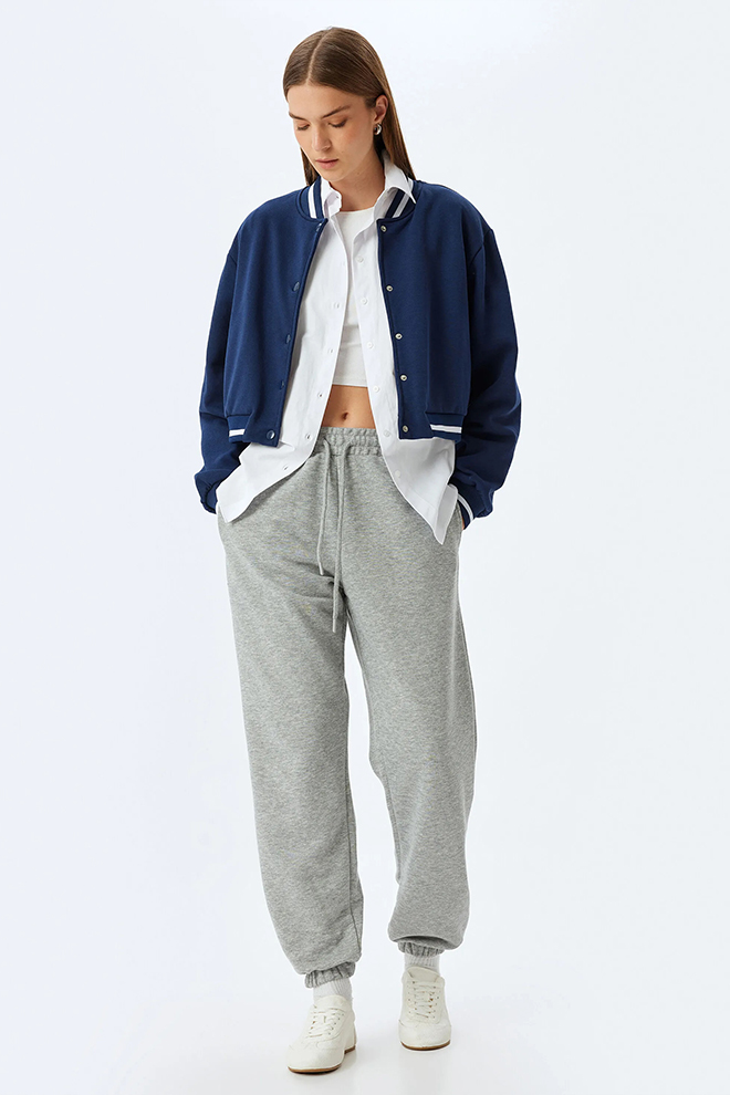 Jogger-Pants-With-Pockets-3a