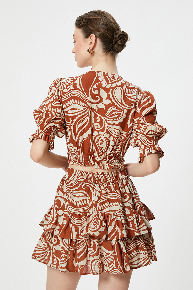 Linen-Blend-Puff-Sleeve-Shir-1d