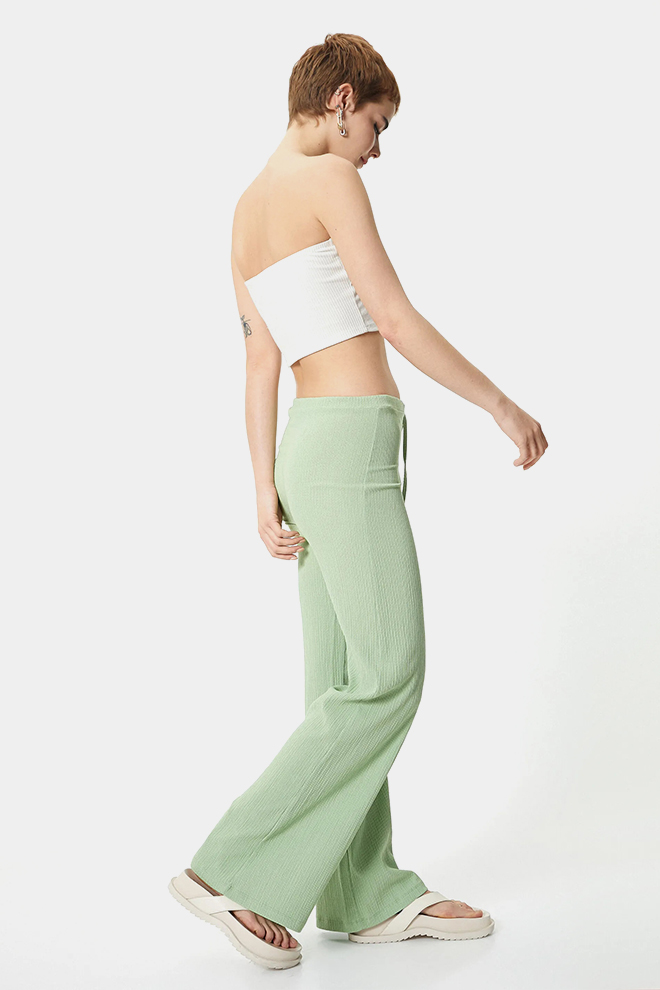Wide-leg-velvet-pants-1b