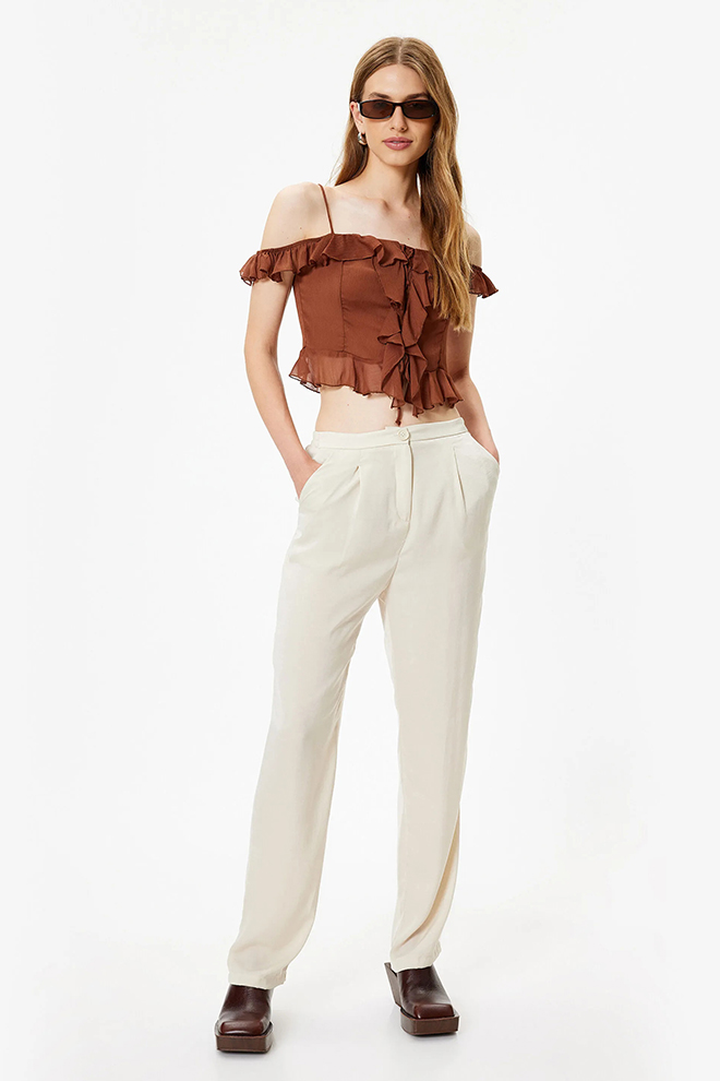 Wide-leg-velvet-pants-3a