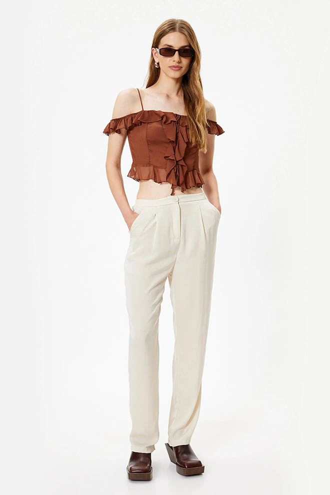 Wide-leg-velvet-pants-3b